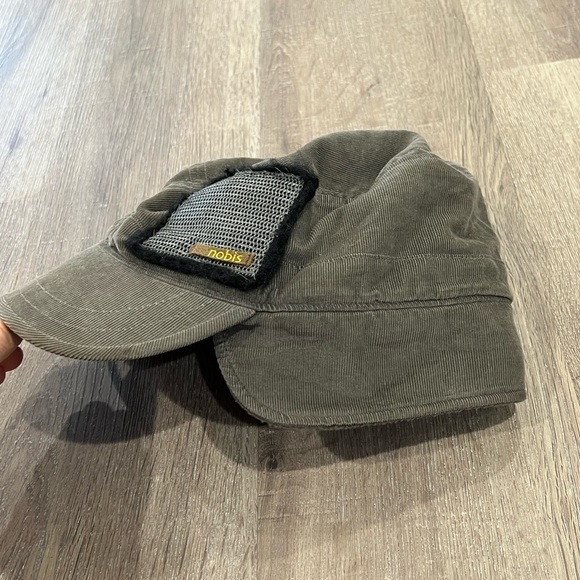 Nobis Canada Corduroy Brown Hat Ear Flaps Cap Unisex - Picture 3 of 6
